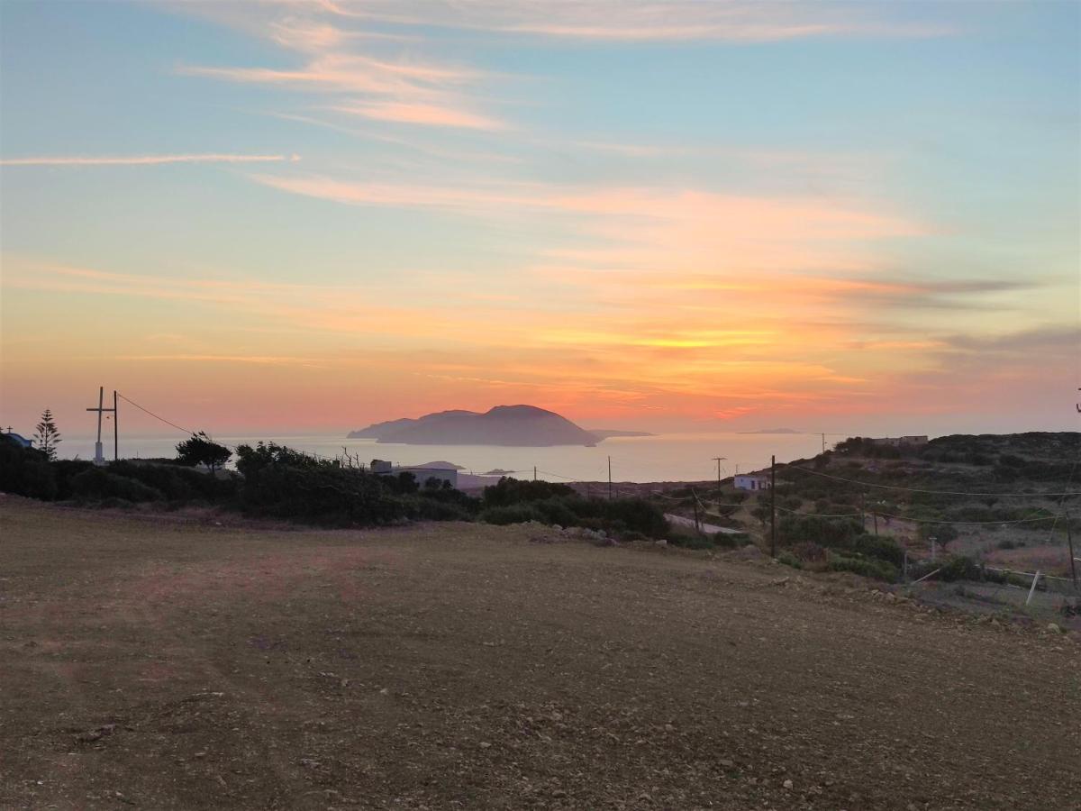 Menetaí Lakena Sunset View Villa מראה חיצוני תמונה